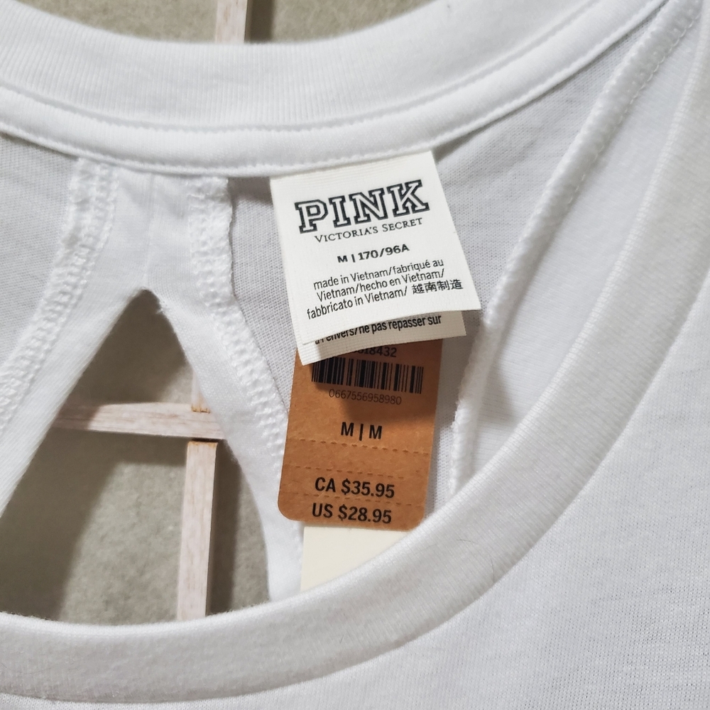 NEW Victoria Secret PINK Workout Top - Picture 4 of 7